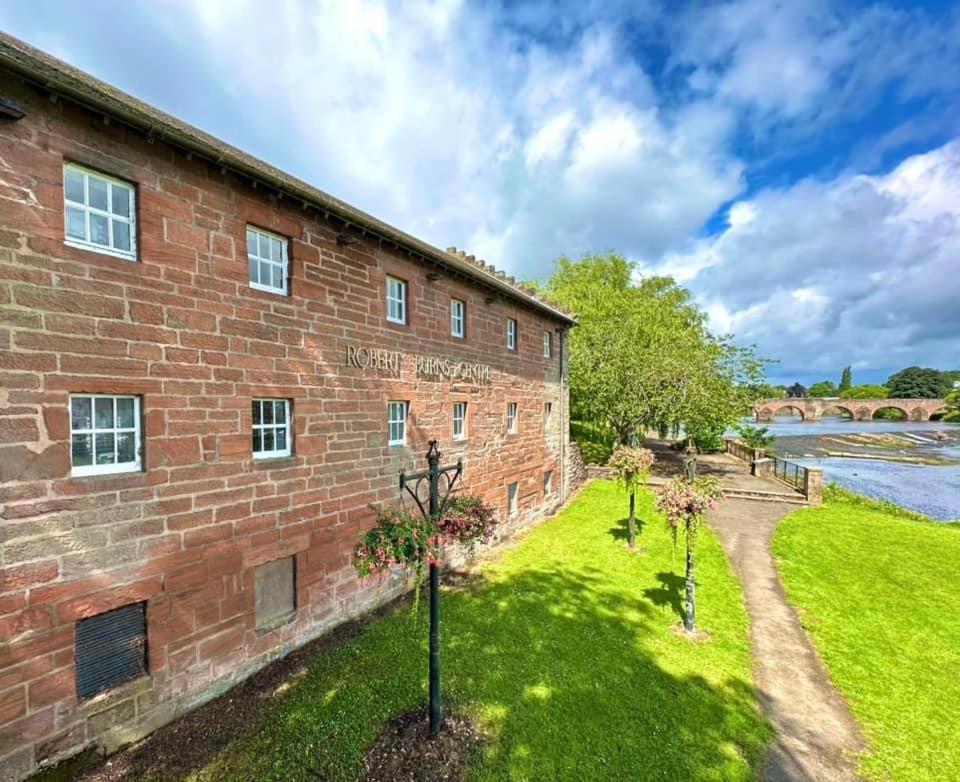 Stunning Period Townhouse With Garden, Walking Distance To Town Villa Dumfries Eksteriør billede